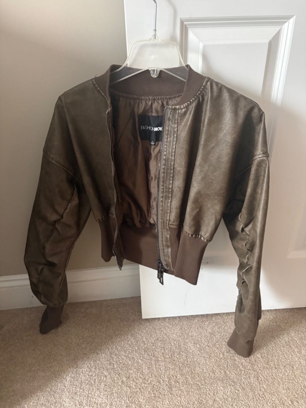 Brown jacket - Picture 2 of 3